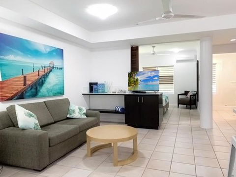 REEF RETREAT APARTMENTS PALM COVE Unit 12 - Holiday Great Ocean Road 0