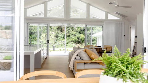 Resort Style Living With Pool, Tennis Court And Beach - Holiday Great Ocean Road 2
