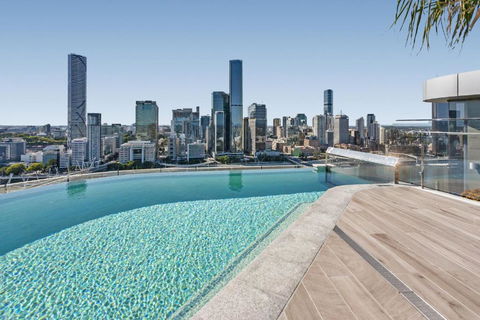 River-View Unit With Rooftop Pool Near Museums - Holiday Great Ocean Road 0