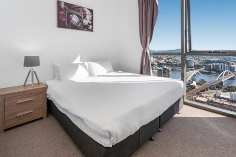 River-View Unit With Rooftop Pool Near Museums - Holiday Great Ocean Road 3