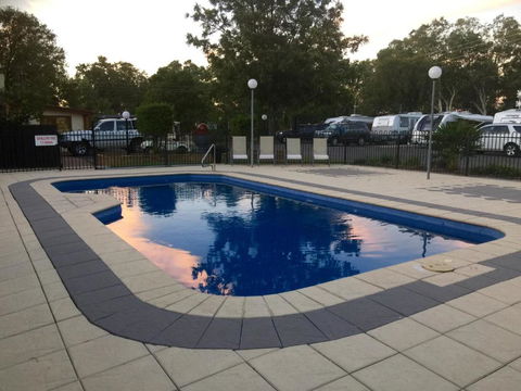 Roma Big Rig Tourist Park - Holiday Great Ocean Road 1