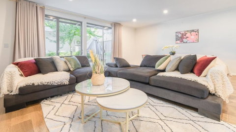 Rousehill 4Br House Close To Train&Shopping&Parks - Holiday Great Ocean Road 2