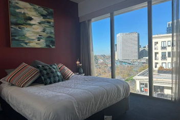 Royal Garden Residence with Holiday Great Ocean Road