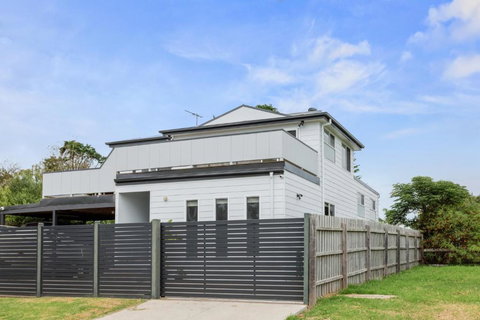 Sanctuary Lodge By Ready Set Stay - BYO LINEN & TOWELS - Holiday Great Ocean Road 2