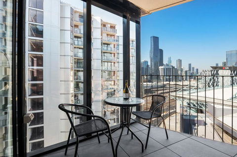 Rooftop Pool Stunning Apt At Marvel Stadium With Free Parking - Holiday Great Ocean Road 3