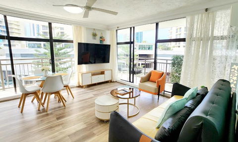Sea View Apartment In The Heart Of Surfers Paradise - Free Parking - Holiday Great Ocean Road 2
