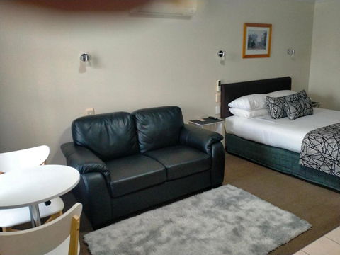 Sandstock Motor Inn Armidale - Holiday Great Ocean Road 1