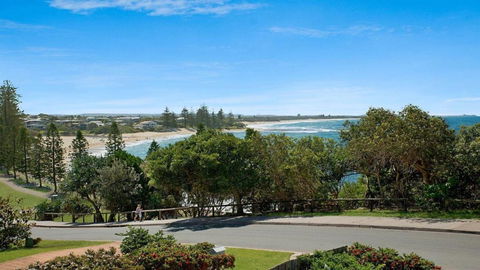 Seacrest Unit 2 Moffat Beach QLD - Holiday Great Ocean Road 1