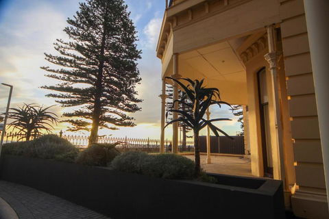 Seafield Tower Glenelg Apartment No 2 - Holiday Great Ocean Road 0