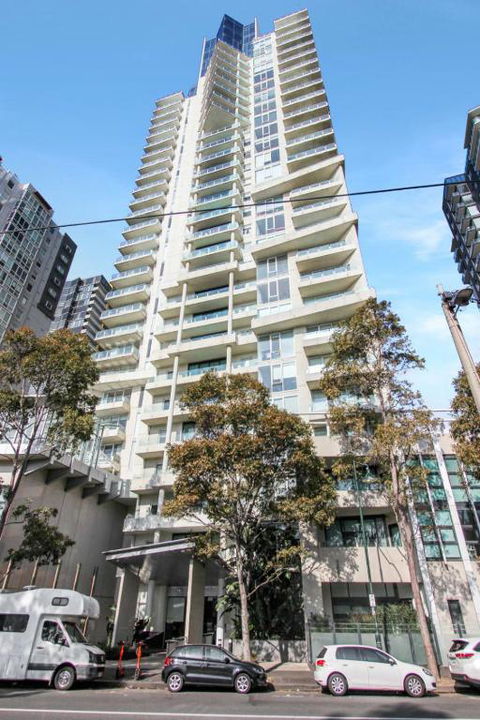 Spacious Living And Grand Views In Southbank - Holiday Great Ocean Road 0