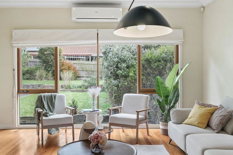 Stunning Family Home The Heart Of Box Hill North - Holiday Great Ocean Road 1