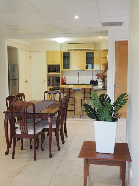 Bed And Breakfast With Airport Transfers And Rental Car - Holiday Great Ocean Road 0