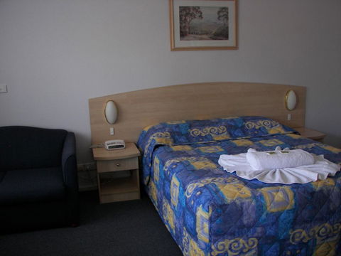 Bega Southtown Motor Inn - Holiday Great Ocean Road 3