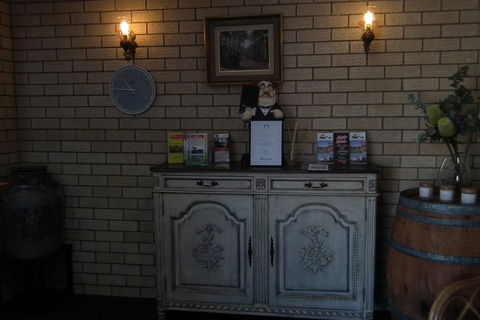 Bega Southtown Motor Inn - Holiday Great Ocean Road 1