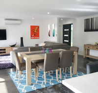 Ben's Place - modern  convenient - Holiday Great Ocean Road