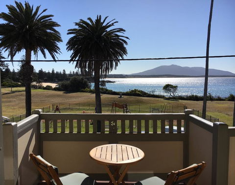 Bermagui Beach Hotel - Holiday Great Ocean Road 0
