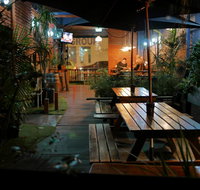 Bev and Mick's International Backpackers at Mcmahon's - Holiday Great Ocean Road