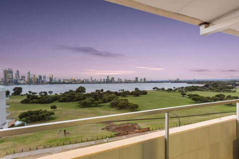 The Swan - Park & River Views Next To Perth Zoo - Holiday Great Ocean Road 0