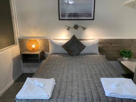 Y Motels Kingaroy - Holiday Great Ocean Road 3
