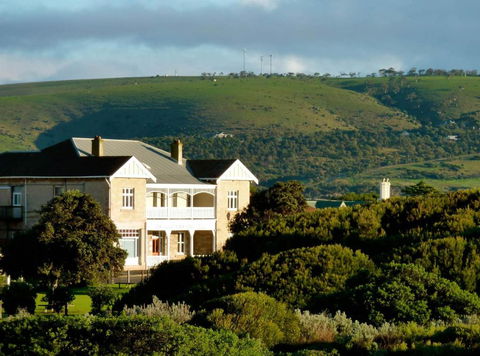YHA Port Elliot Beach House - Holiday Great Ocean Road 0
