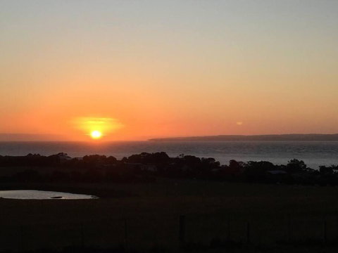 YOLO- Beach-house Views, Near Penguins, Nbn! - Holiday Great Ocean Road 3