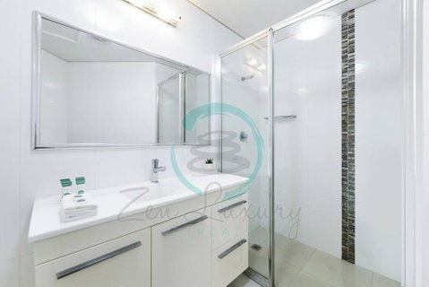 Zen On Stuart: 3-BR Penthouse Pad + Pool + BBQ - Holiday Great Ocean Road 2
