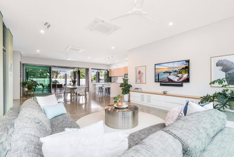 ZenLux Massive 5-BR Holiday Home - Pool - BBQ - Holiday Great Ocean Road 2