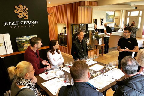 Tamar Valley Wine And Gin Tour With Lunch - Holiday Great Ocean Road 0