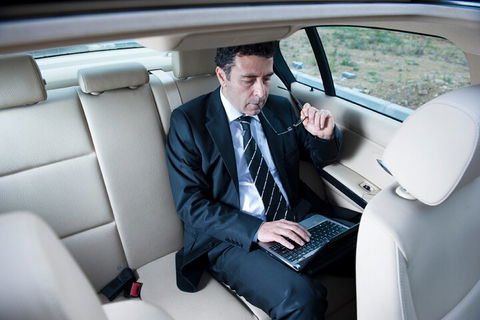 Private Gold Coast Airport Departure Transfer - Holiday Great Ocean Road 4