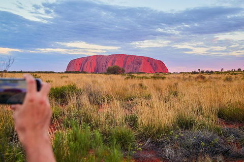 Uluru (Ayers Rock) Sunset With Outback Barbecue Dinner And Star Tour - Holiday Great Ocean Road 0