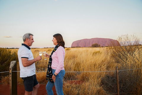 Uluru (Ayers Rock) Sunset Tour - Holiday Great Ocean Road 0