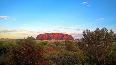 Uluru (Ayers Rock) Sunset Tour - Holiday Great Ocean Road 2