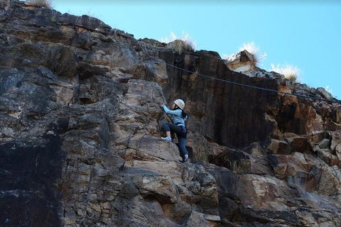 Rock Climbing At The Kangaroo Point Cliffs In Brisbane - Holiday Great Ocean Road 5