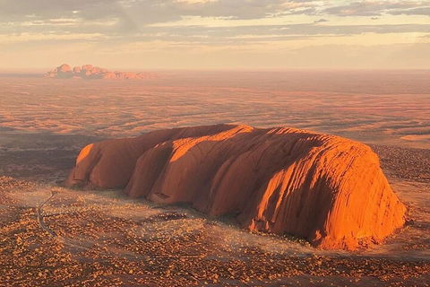 Helicopter Scenic: Extended Uluru & Kata Tjuta - Holiday Great Ocean Road 1