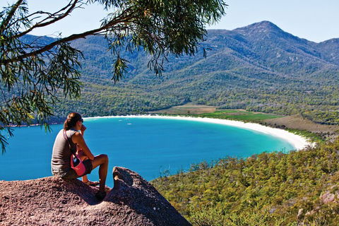 4-Day Fabulous Tasmania Tour: Wineglass Bay, Port Arthur, Devils & Bruny Island - Holiday Great Ocean Road 2