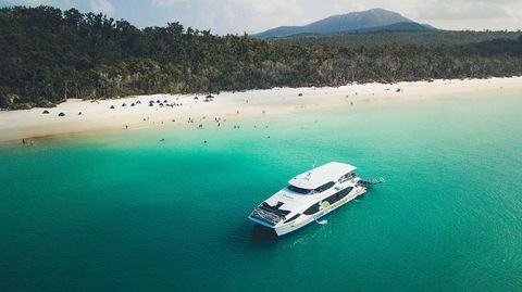 Whitehaven Beach And Daydream Island Cruise - Holiday Great Ocean Road 1