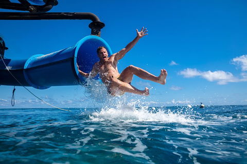 Outer Reef Pontoon Experience From Cairns - Holiday Great Ocean Road 2