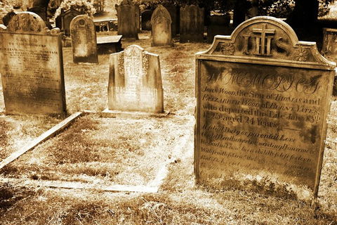 Southport Cemetery Paranormal Activity Tour QUEENSLAND - Holiday Great Ocean Road 0