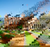 Perth Scavenger Hunt Perched On A Swan - Holiday Great Ocean Road