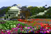 Hobart City Sightseeing Tour Including MONA Admission