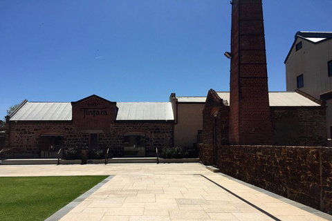 The Intimate Wine Tasting Experiences And Boutique Wines - Holiday Great Ocean Road 1
