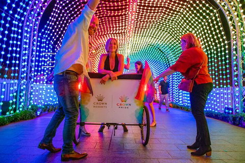 Christmas Lights Rickshaw Tour In Perth - Holiday Great Ocean Road 0